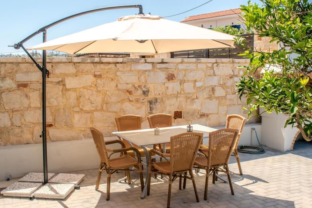 Md Residence Near The Beach W Bbq And Private Parking Hersonissos  Exterior foto