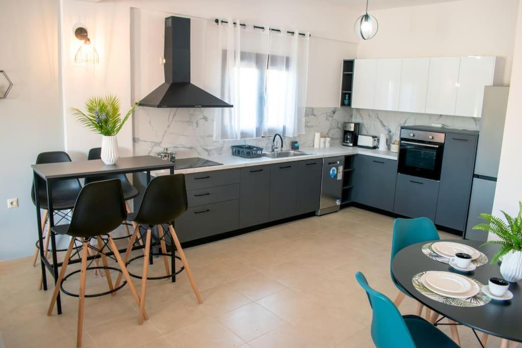 Md Residence Near The Beach W Bbq And Private Parking Hersonissos  Exterior foto